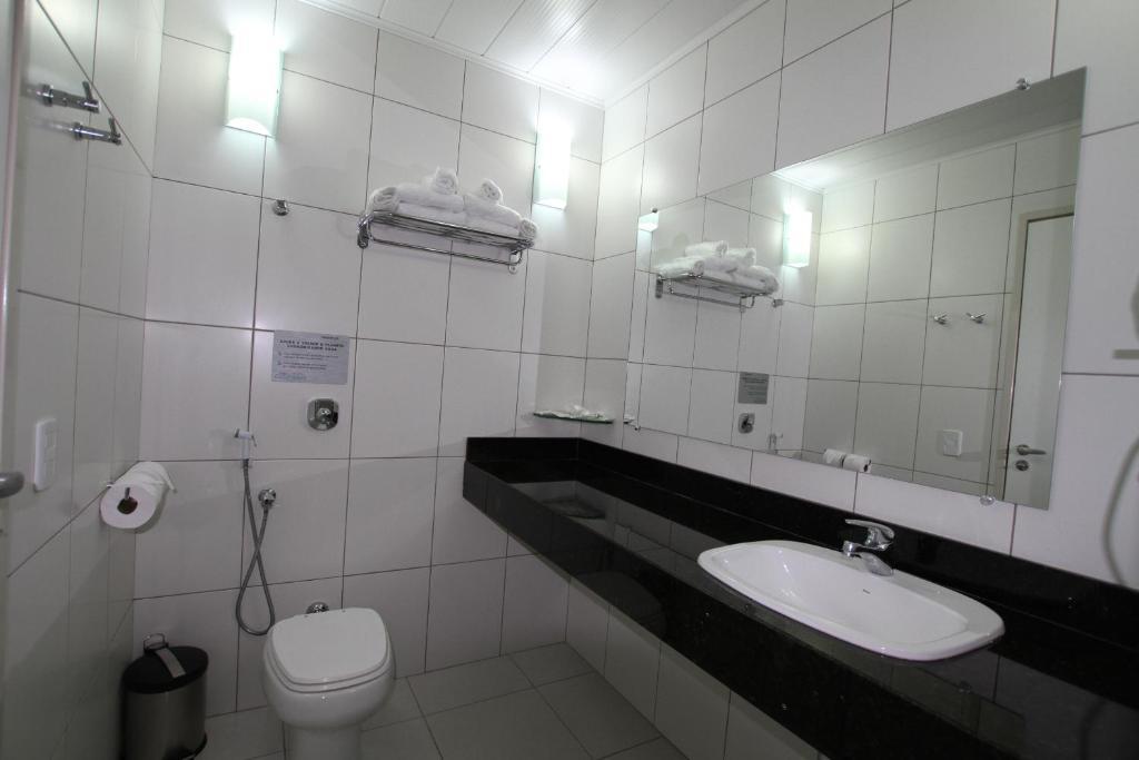Hotel Confiance Prime Batel Curitiba Værelse billede